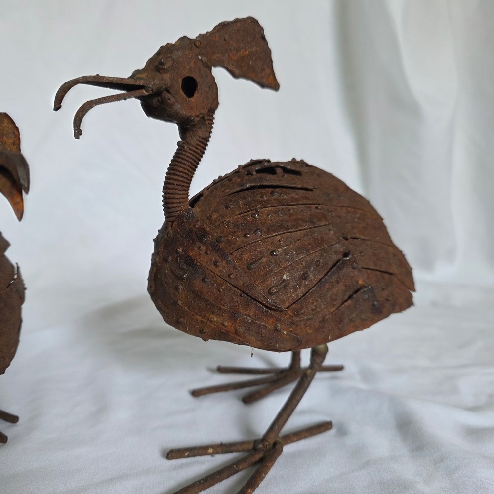 Brutalist-Style Rustic Welded Metal Bird Sculpture Set Folk Art Garden Statues - Picture 4 of 16